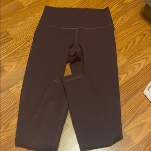 Lululemon wunder under